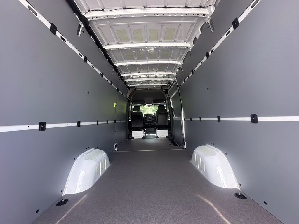 2026 Arctic Mercedes-Benz Sprinter 2500 Cargo 170 WB RWD Van