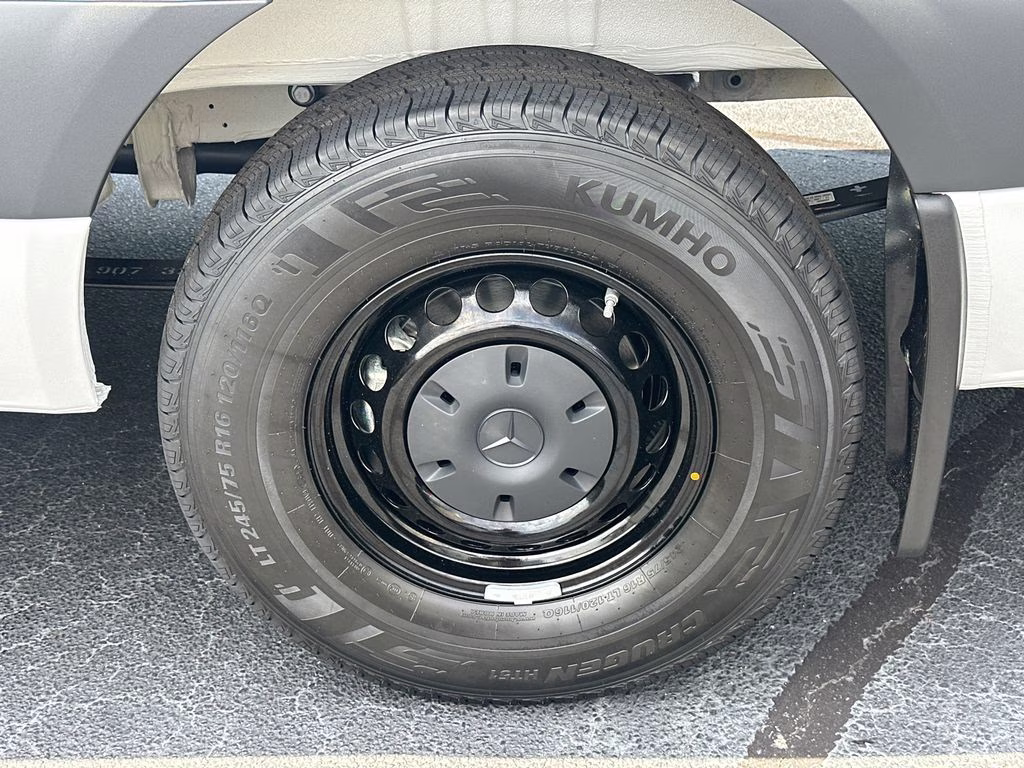 2026 Arctic Mercedes-Benz Sprinter 2500 Cargo 170 WB RWD Van