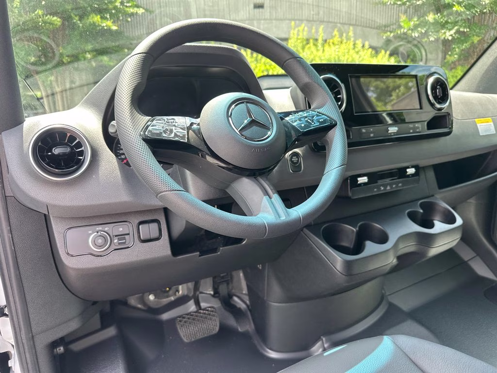 2026 Arctic Mercedes-Benz Sprinter 2500 Cargo 170 WB RWD Van