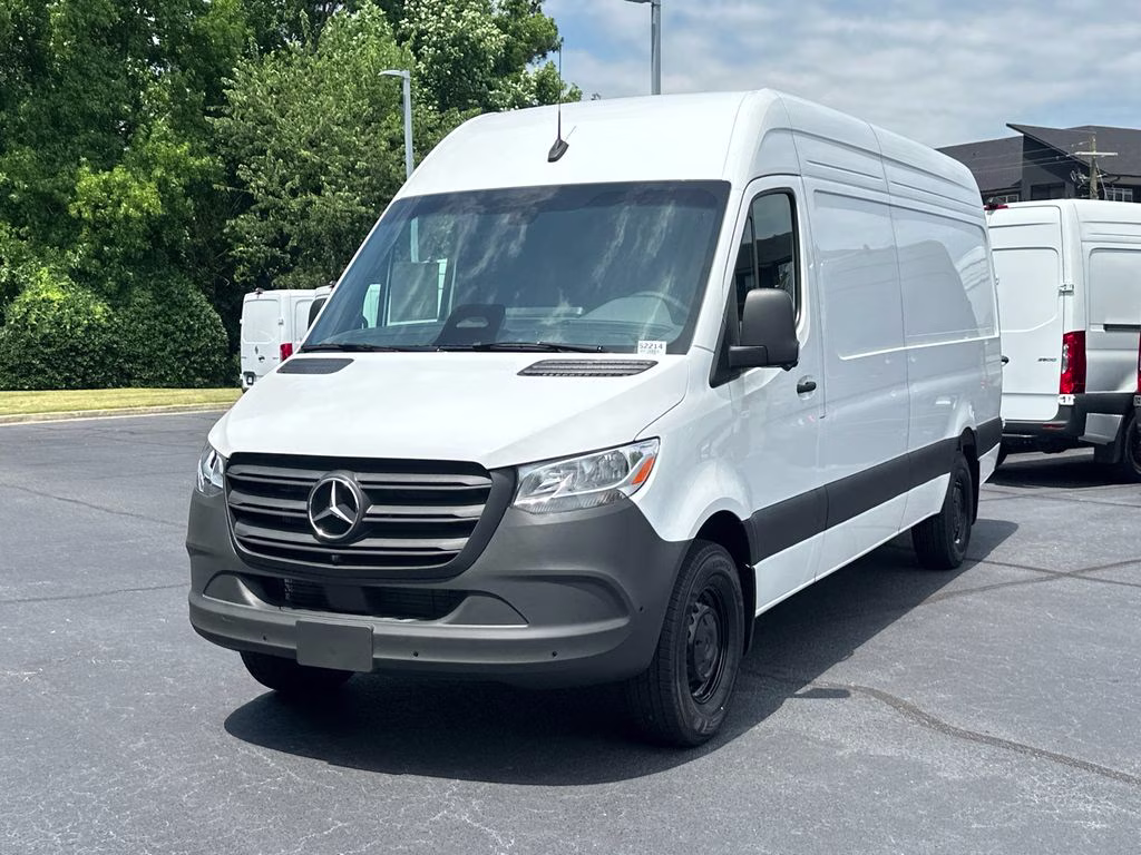 2026 Arctic Mercedes-Benz Sprinter 2500 Cargo 170 WB RWD Van