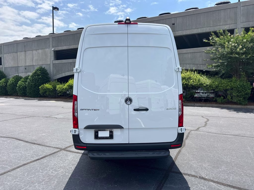 2026 Arctic Mercedes-Benz Sprinter 2500 Cargo 170 WB RWD Van