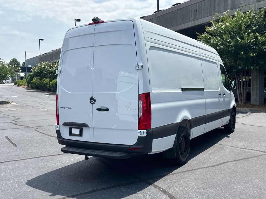 2026 Arctic Mercedes-Benz Sprinter 2500 Cargo 170 WB RWD Van