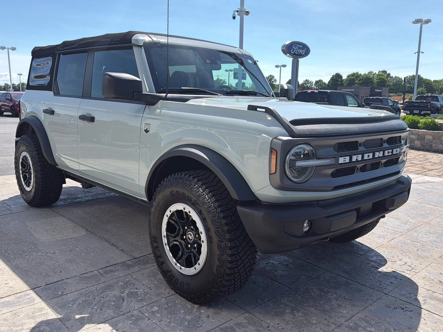 2022 Cactus Gray Ford Bronco Big Bend 4X4 SUV
