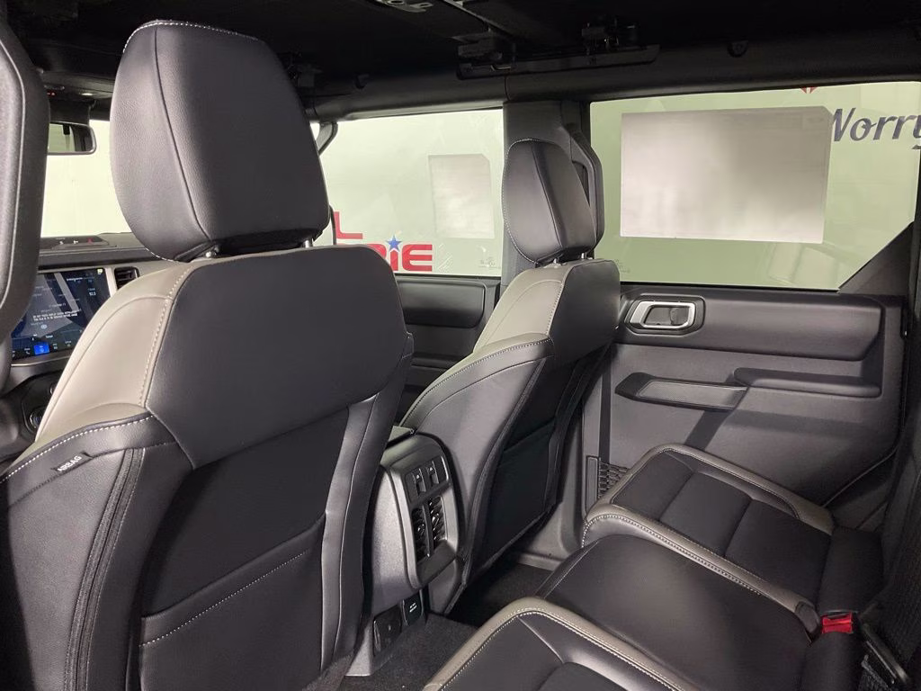 2026 Gray Ford Bronco Outer Banks 4X4 SUV