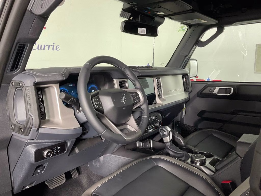 2026 Shadow Black Ford Bronco Outer Banks 4X4 SUV