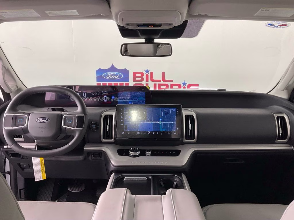 2026 Silver Metallic Ford Expedition Active RWD SUV