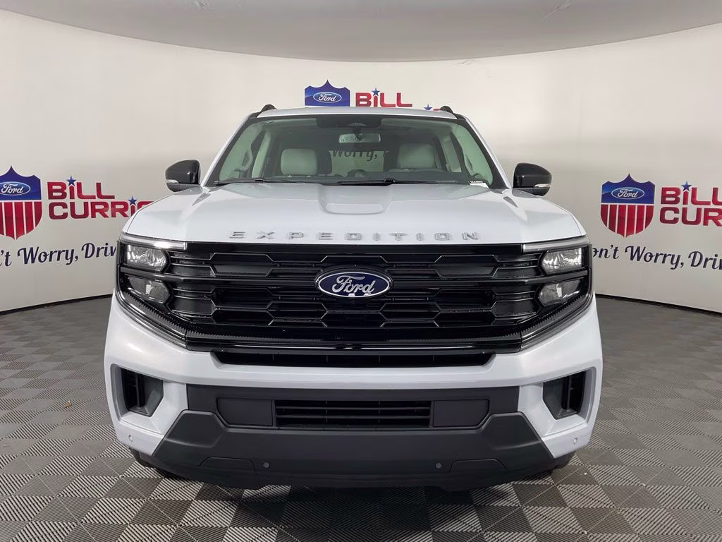 2026 Silver Metallic Ford Expedition Active RWD SUV
