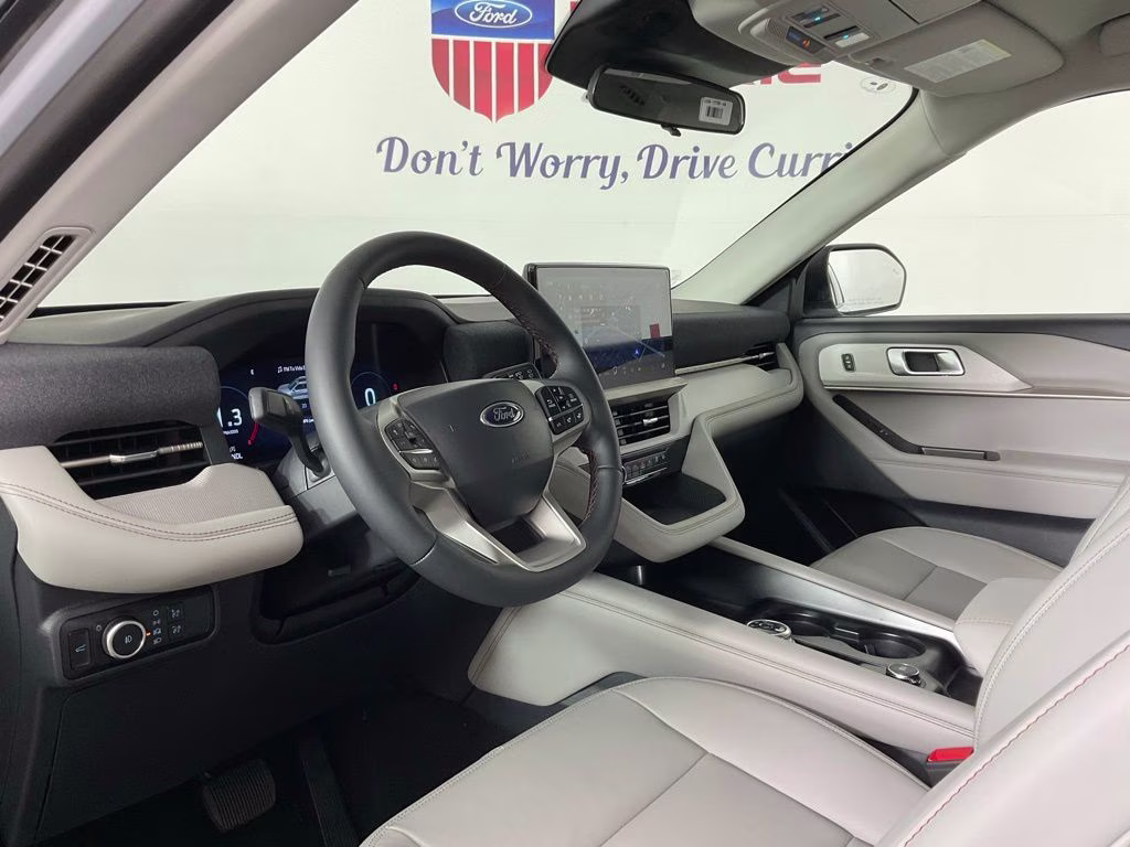 2026 White Ford Explorer Active RWD SUV