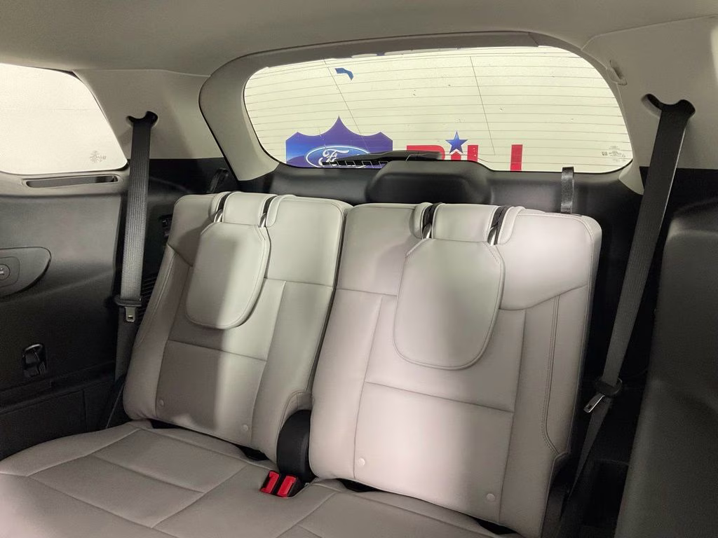 2026 White Ford Explorer Active RWD SUV