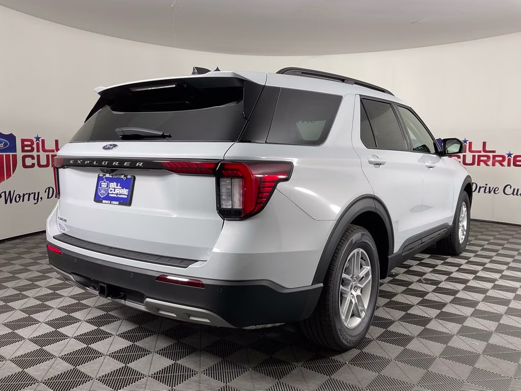 2026 White Ford Explorer Active RWD SUV