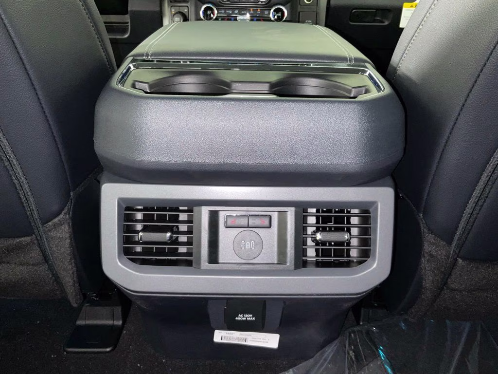 2026 Avalanche Ford Super Duty F-250 SRW Lariat 4X4 Truck