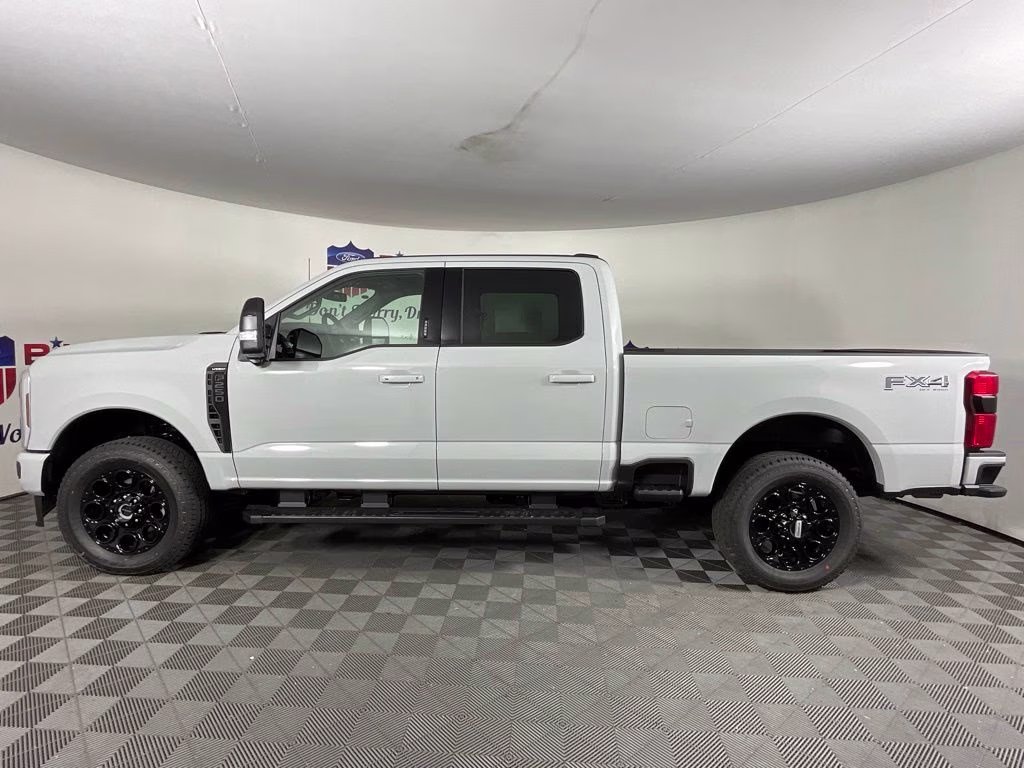 2026 Avalanche Ford Super Duty F-250 SRW Lariat 4X4 Truck