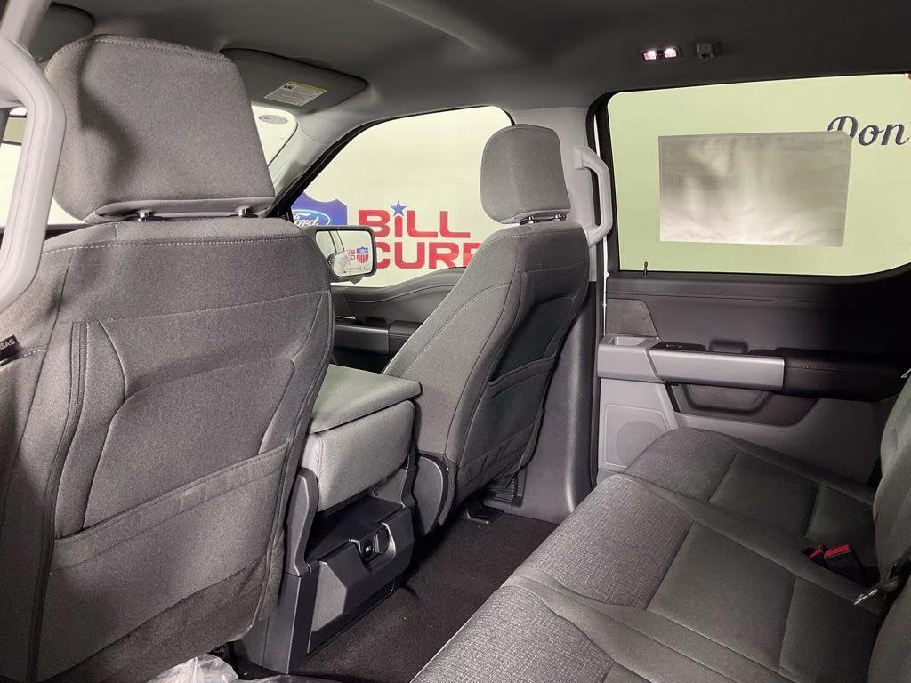 2026 Oxford White Ford F-150 XLT RWD Truck