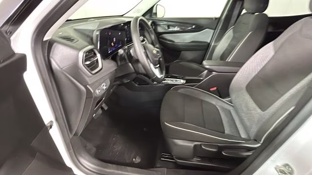 2024 Summit White Chevrolet Trailblazer LT FWD SUV