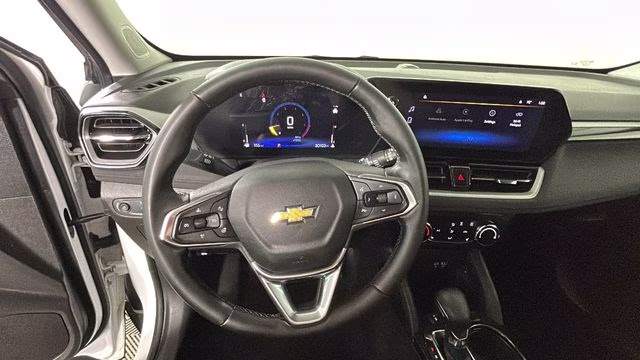 2024 Summit White Chevrolet Trailblazer LT FWD SUV