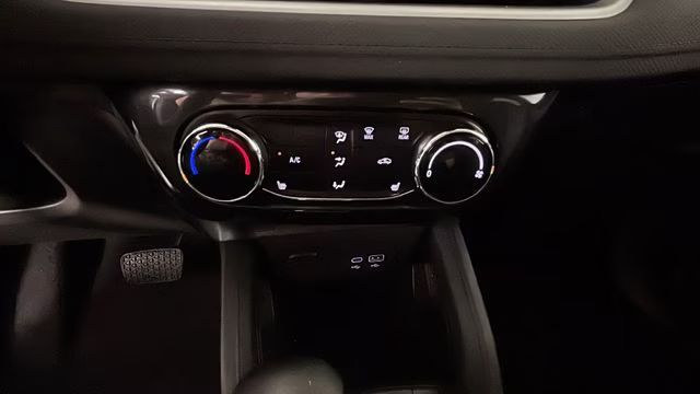 2024 Summit White Chevrolet Trailblazer LT FWD SUV