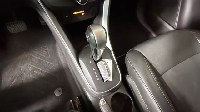 2017 Silver Ice Metallic Chevrolet Trax LT FWD SUV