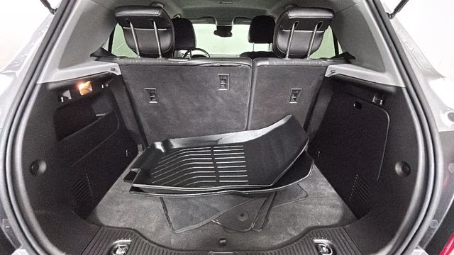 2017 Silver Ice Metallic Chevrolet Trax LT FWD SUV