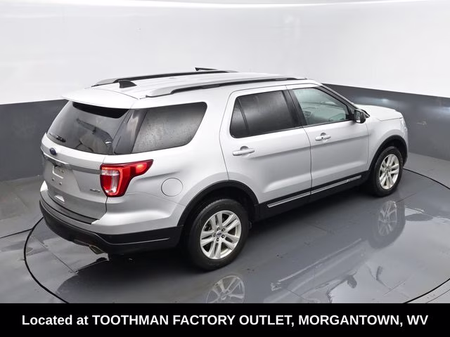 2018 Ingot Silver Ford Explorer XLT 4X4 SUV