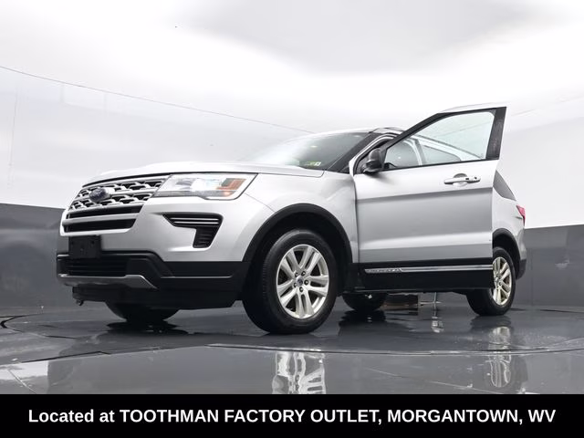 2018 Ingot Silver Ford Explorer XLT 4X4 SUV