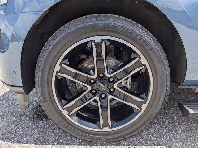 2019 Blue Metallic Ford Expedition Limited RWD SUV