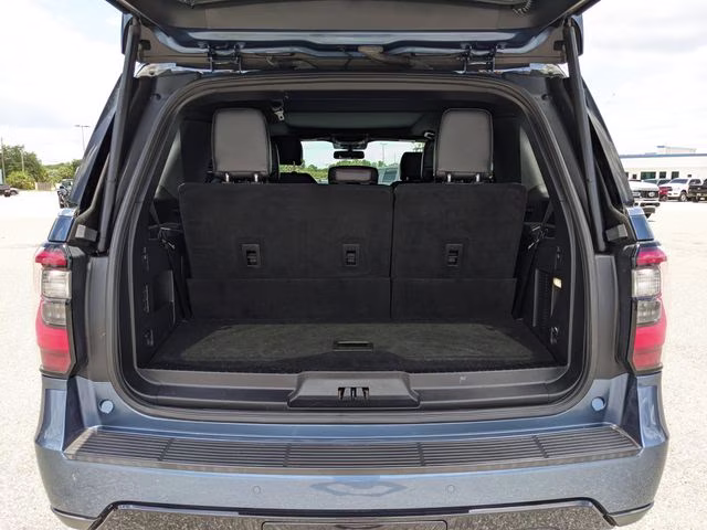 2019 Blue Metallic Ford Expedition Limited RWD SUV