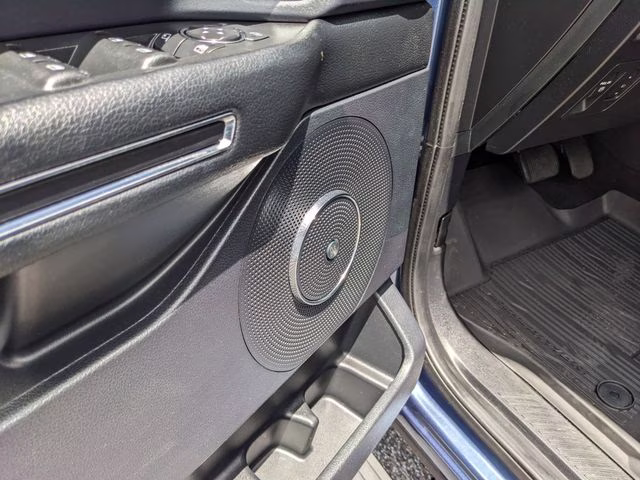 2019 Blue Metallic Ford Expedition Limited RWD SUV