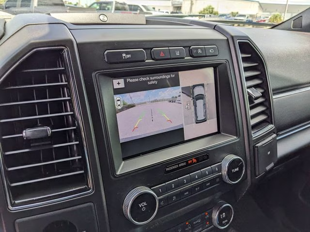 2019 Blue Metallic Ford Expedition Limited RWD SUV