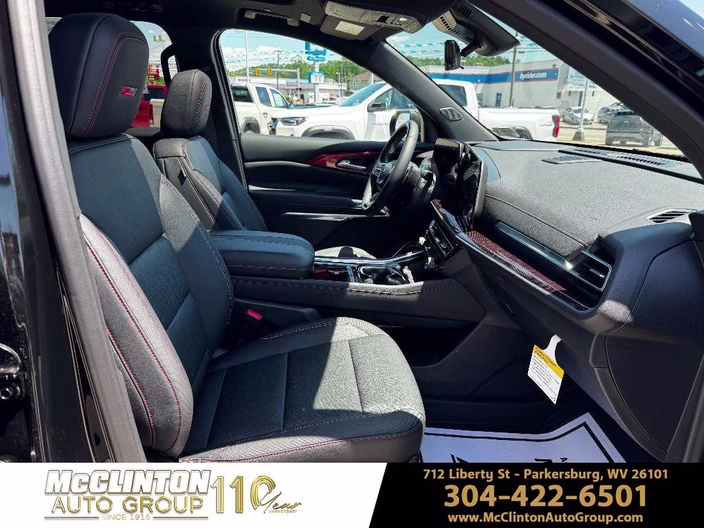 2026 Mosaic Black Metallic Chevrolet Traverse Z71 AWD SUV