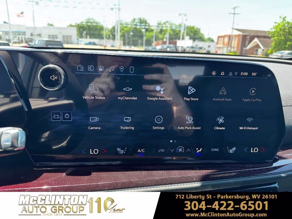 2026 Mosaic Black Metallic Chevrolet Traverse Z71 AWD SUV