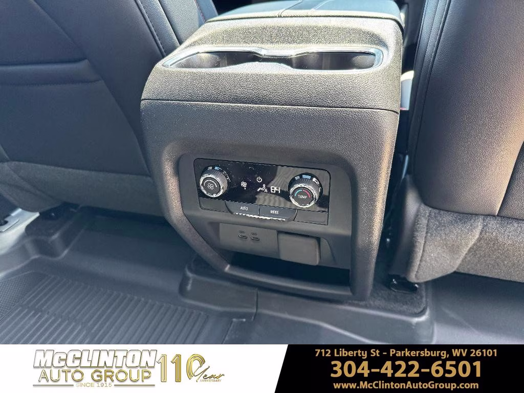 2026 Mosaic Black Metallic Chevrolet Traverse Z71 AWD SUV