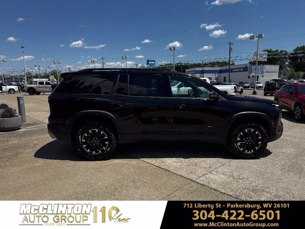 2026 Mosaic Black Metallic Chevrolet Traverse Z71 AWD SUV