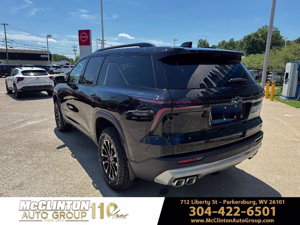 2026 Mosaic Black Metallic Chevrolet Traverse Z71 AWD SUV