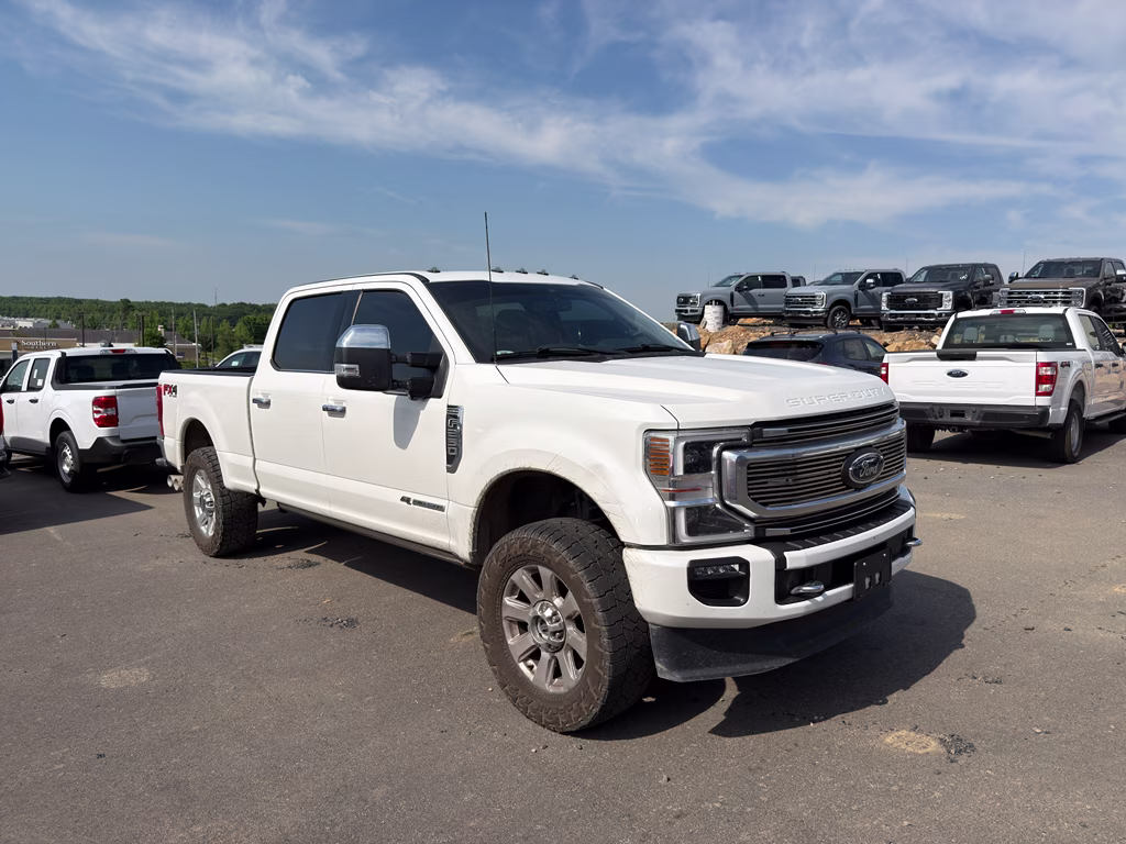 2022 Star White Ford Super Duty F-250 SRW Platinum 4X4 Truck