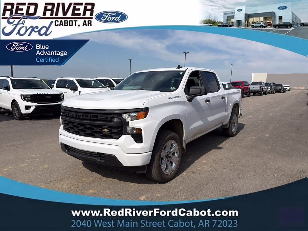 2023 Summit White Chevrolet Silverado Custom 4X4 Truck