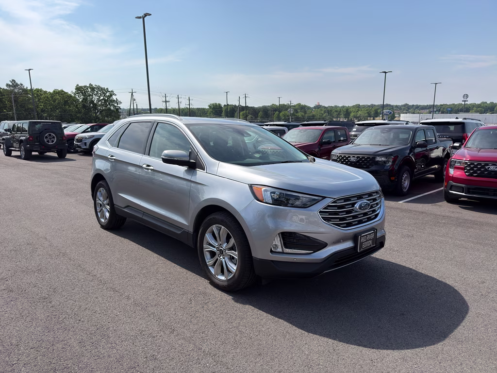 2024 Iconic Silver Metallic Ford Edge Titanium AWD SUV