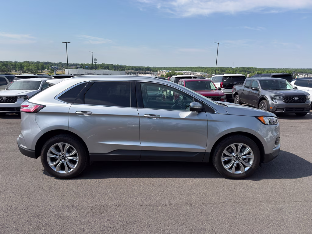 2024 Iconic Silver Metallic Ford Edge Titanium AWD SUV