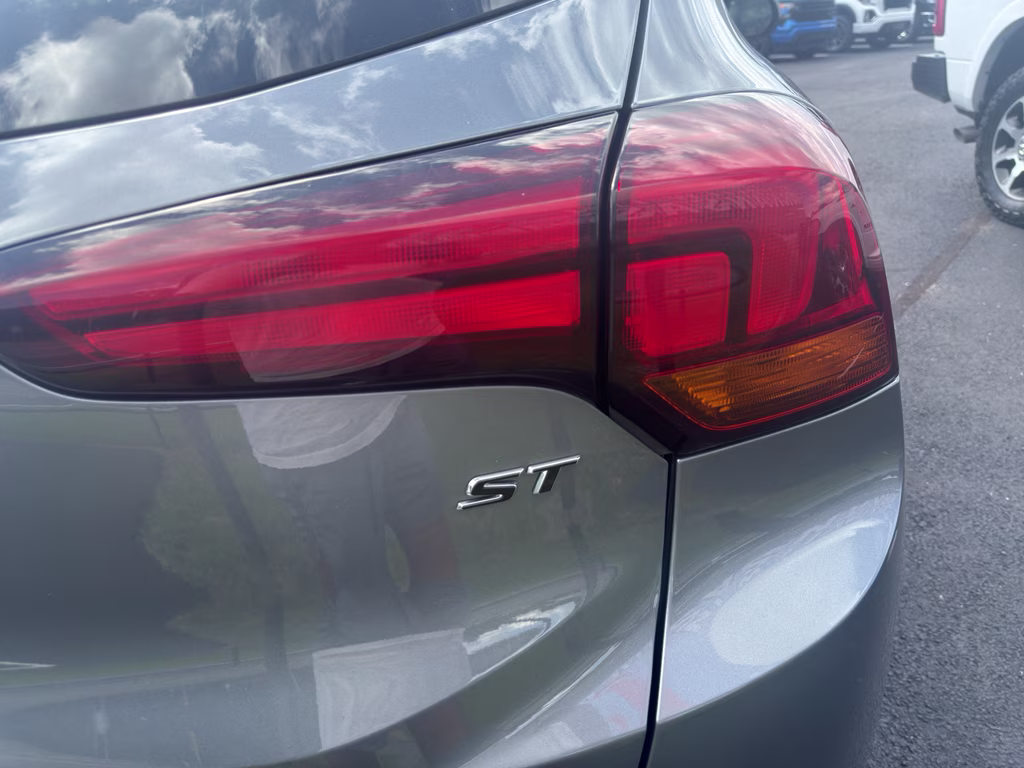 2021 Satin Steel Metallic Buick Encore GX Select AWD SUV