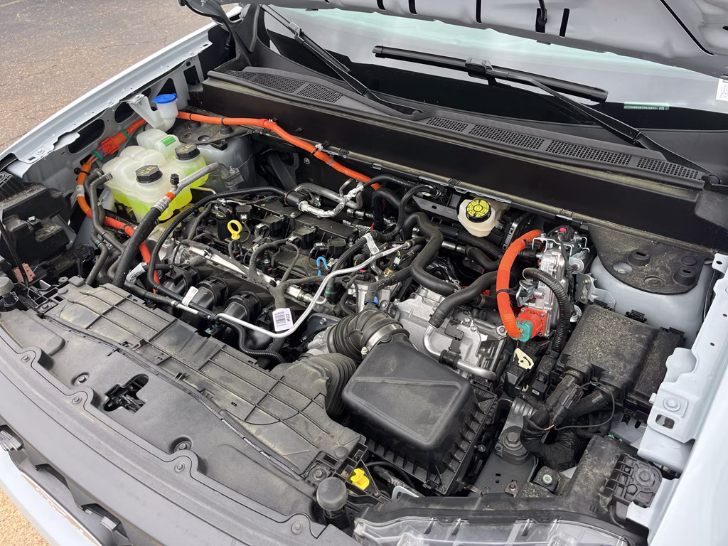 2026 Space White Metallic Ford Maverick LARIAT AWD Truck