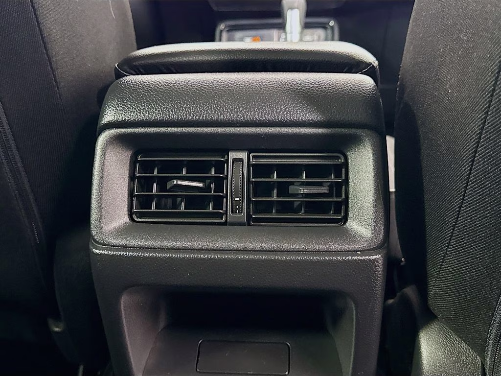 2025 Nh-904 Honda CR-V LX FWD SUV