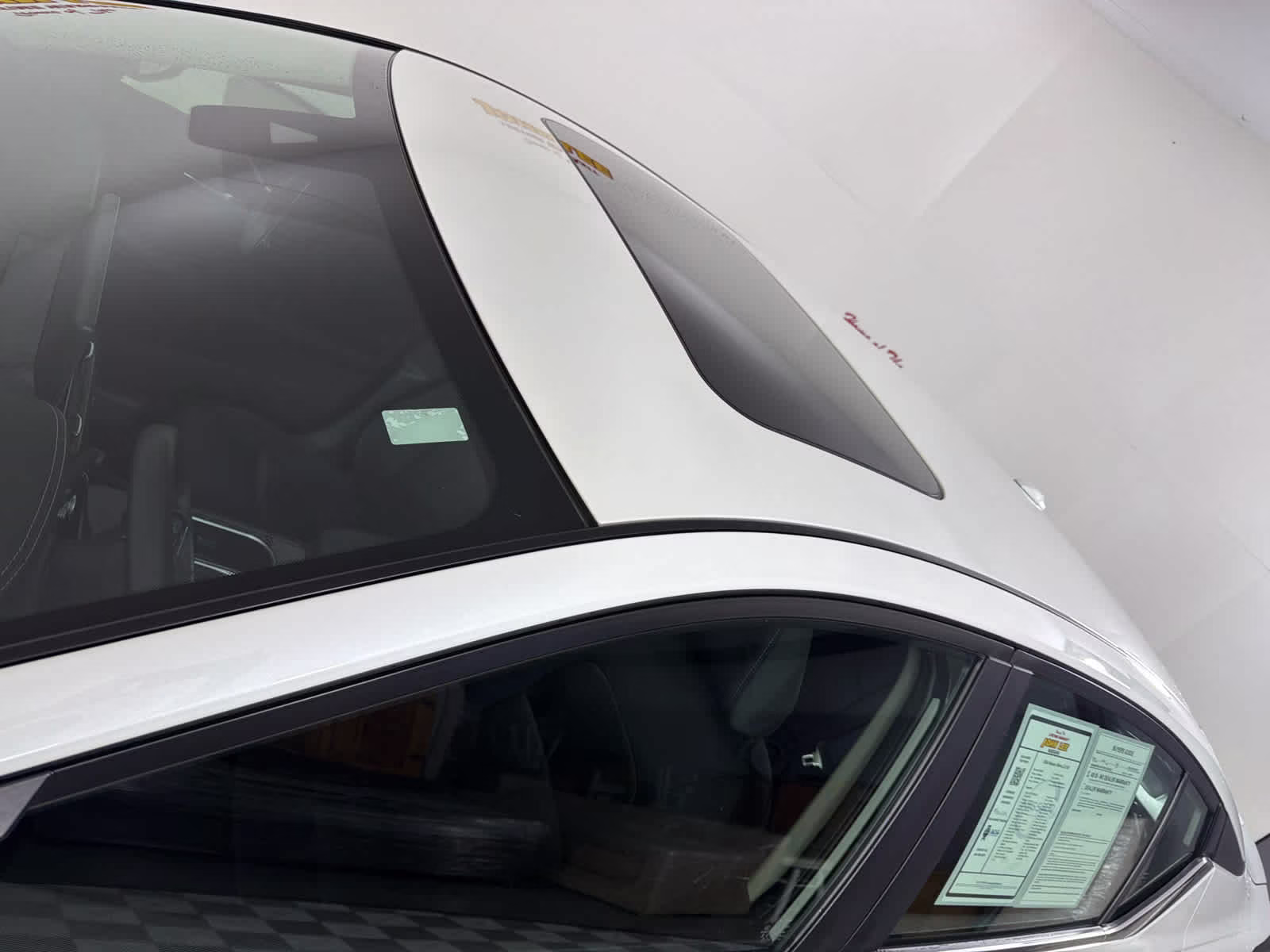 2024 Pearl White Tricoat Nissan Altima 2.5 SV FWD Sedan