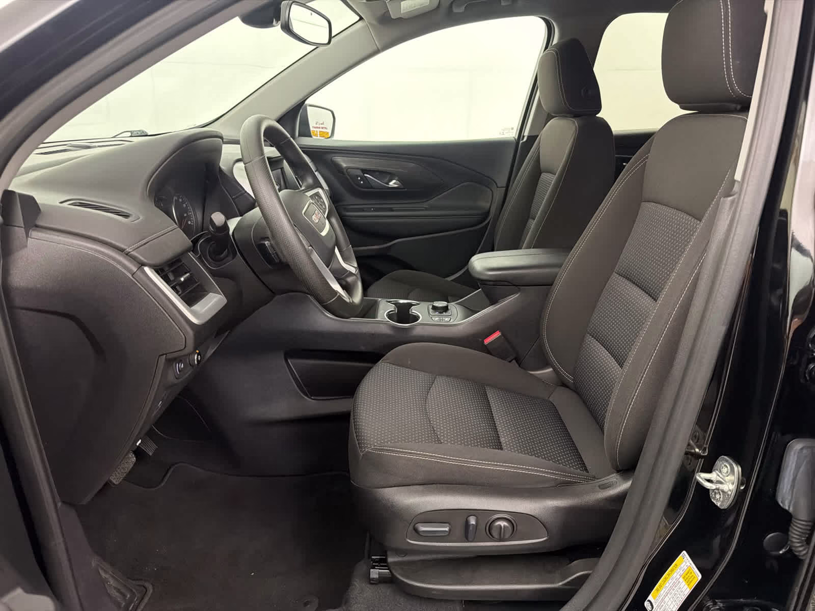 2023 Ebony Twilight Metallic GMC Terrain SLE FWD SUV