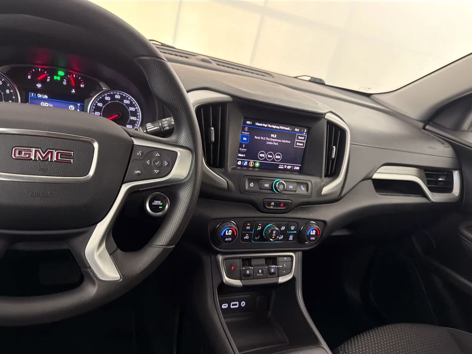 2023 Ebony Twilight Metallic GMC Terrain SLE FWD SUV