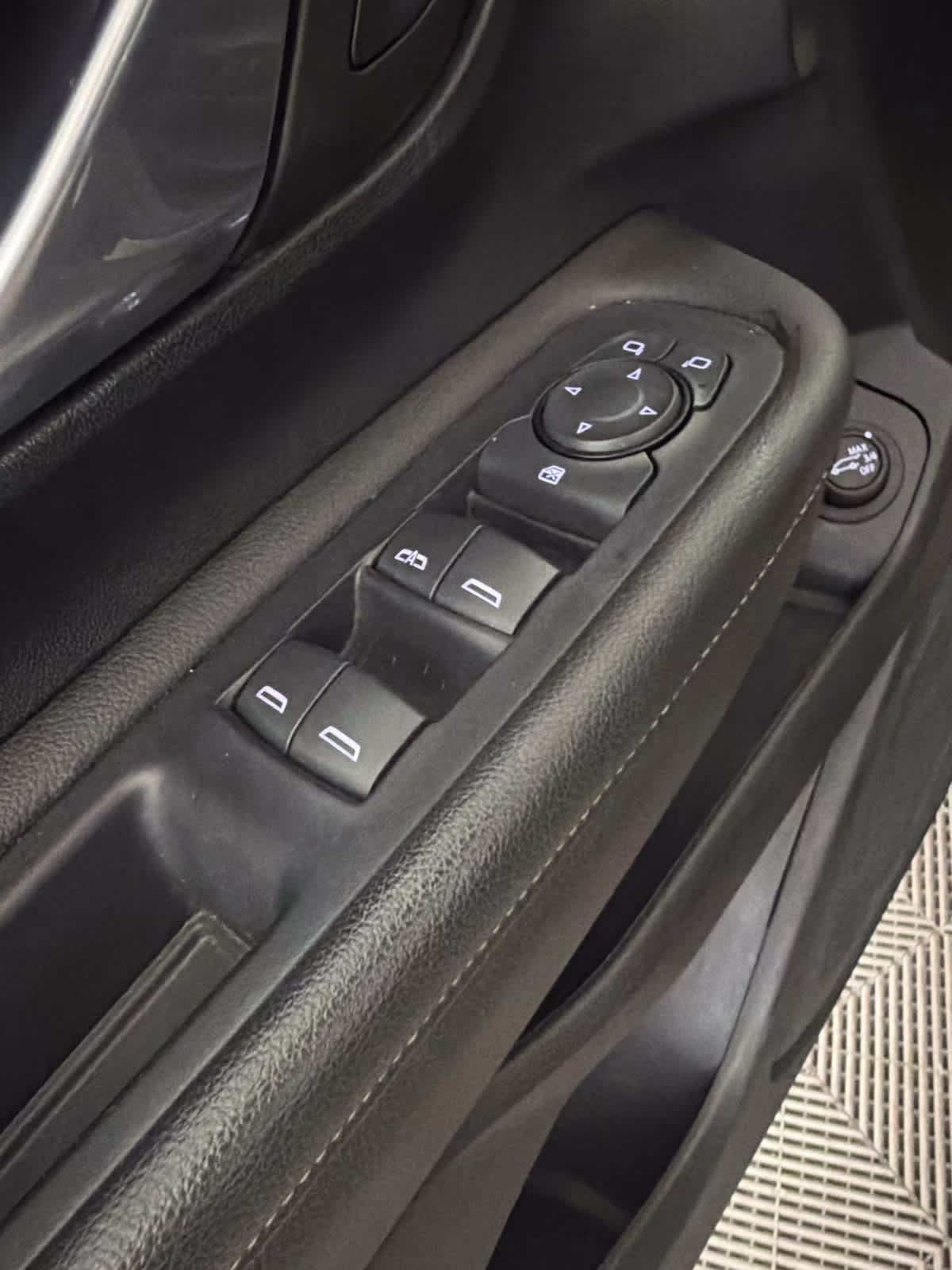 2023 Ebony Twilight Metallic GMC Terrain SLE FWD SUV
