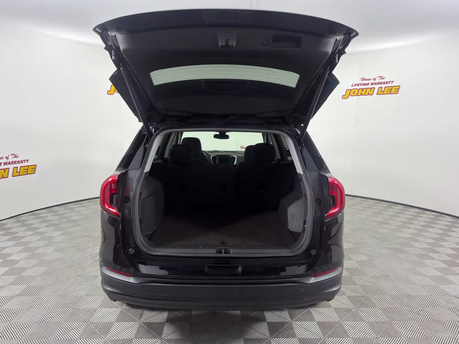 2023 Ebony Twilight Metallic GMC Terrain SLE FWD SUV