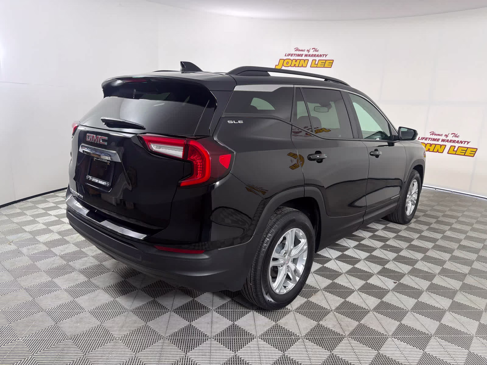 2023 Ebony Twilight Metallic GMC Terrain SLE FWD SUV