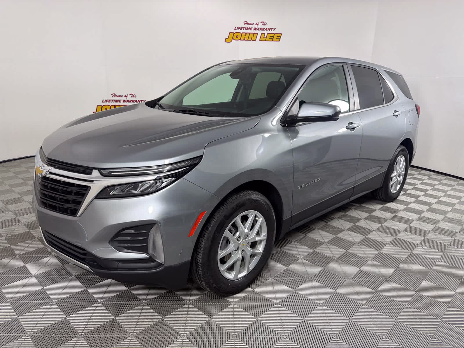 2023 Sterling Gray Metallic Chevrolet Equinox LT FWD SUV