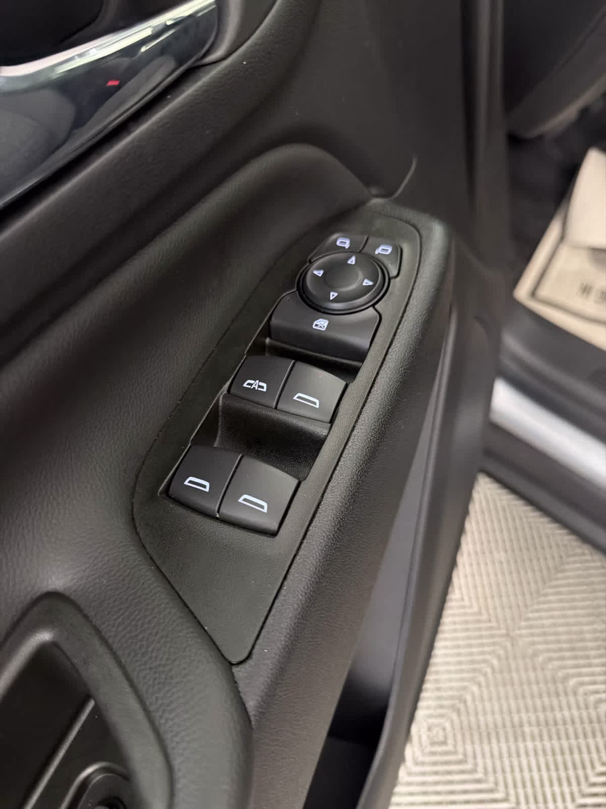 2023 Sterling Gray Metallic Chevrolet Equinox LT FWD SUV