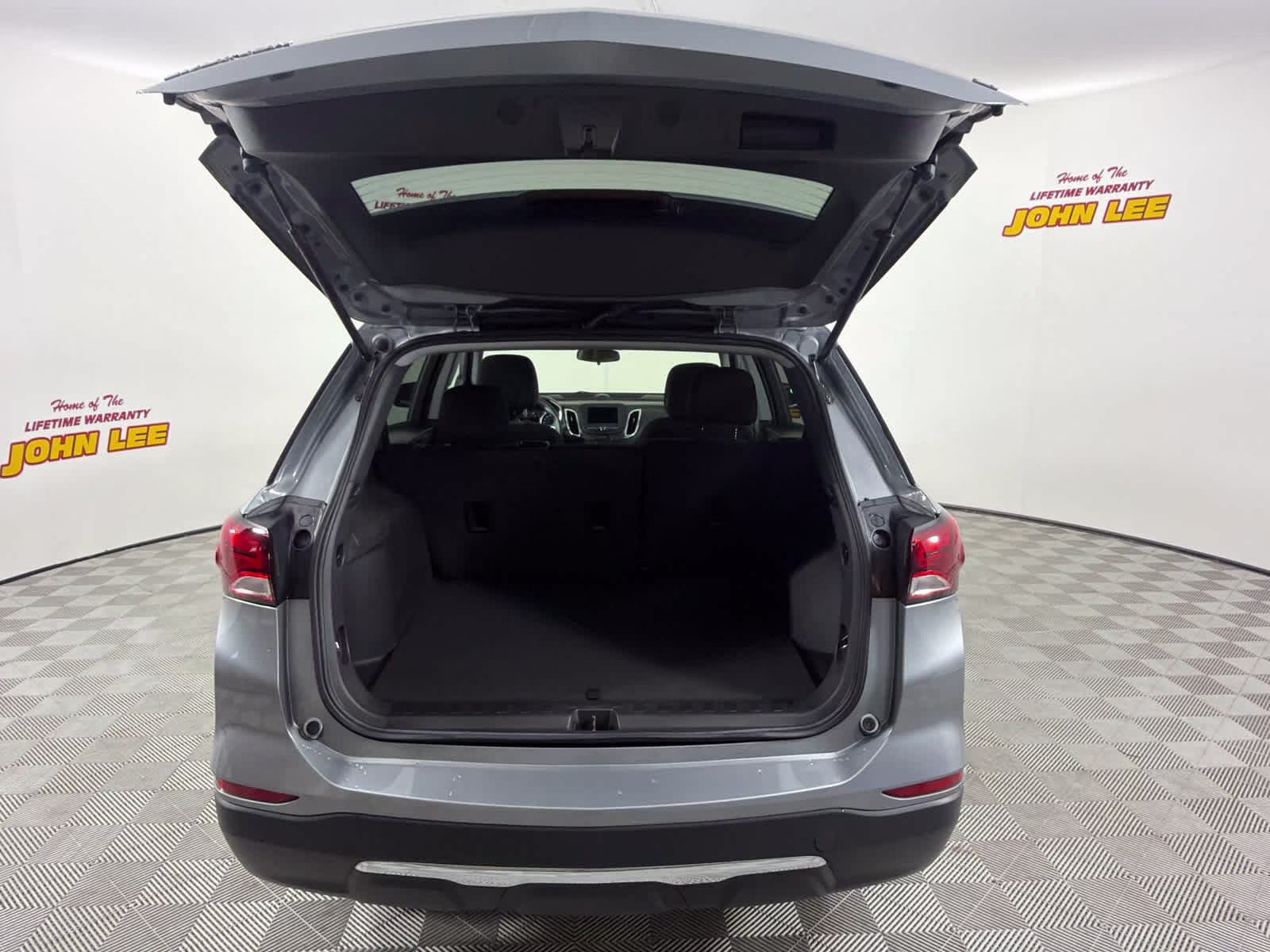 2023 Sterling Gray Metallic Chevrolet Equinox LT FWD SUV