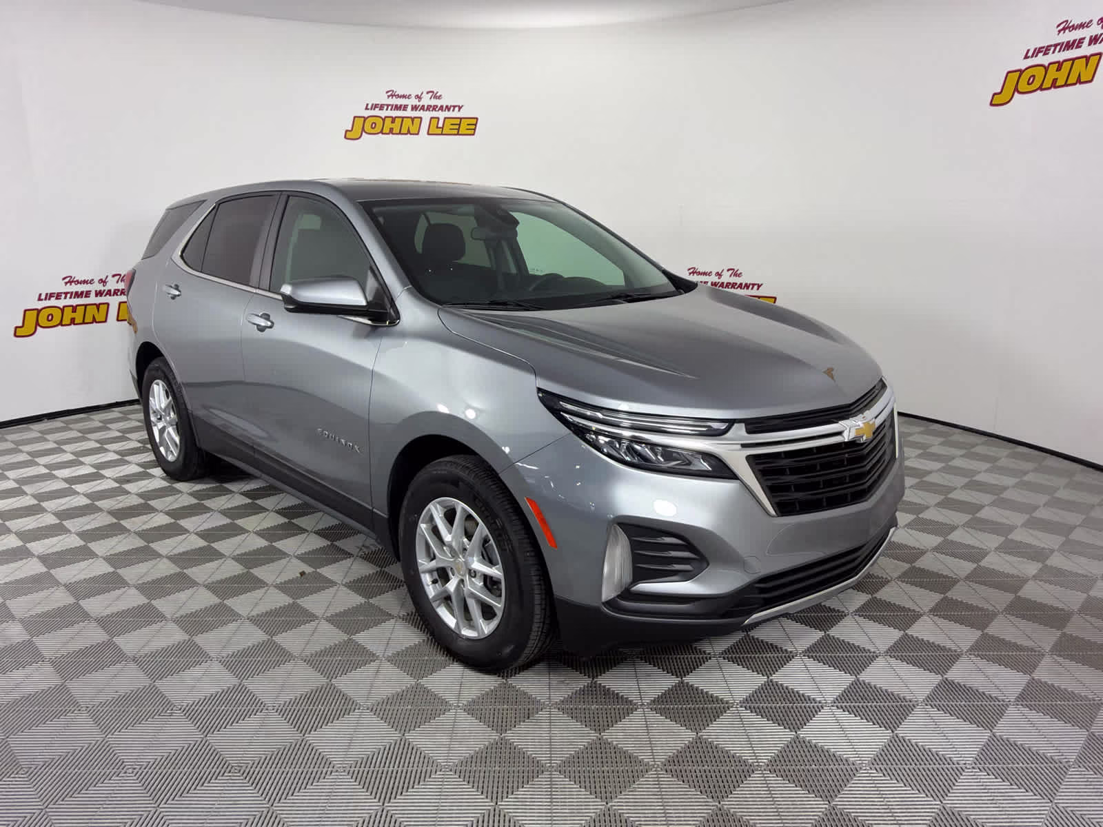 2023 Sterling Gray Metallic Chevrolet Equinox LT FWD SUV